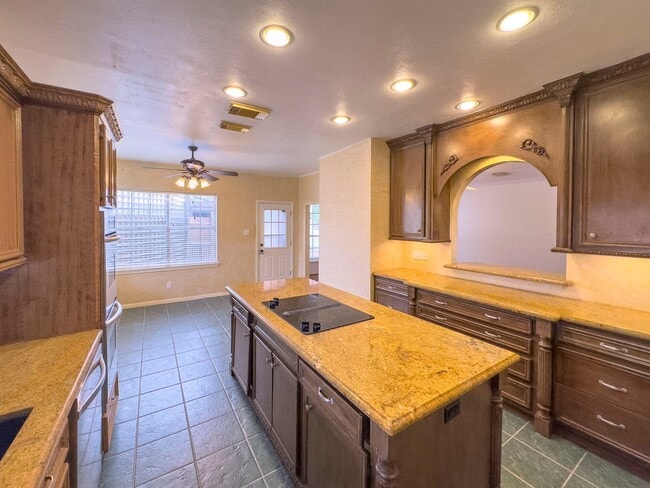 Building Photo - 16714 Colony Terrace Dr