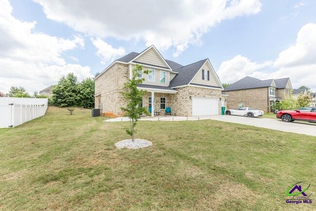 Building Photo - 244 Oakley Ct