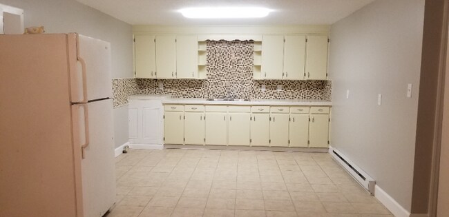 Building Photo - 303A Culbreth Ave