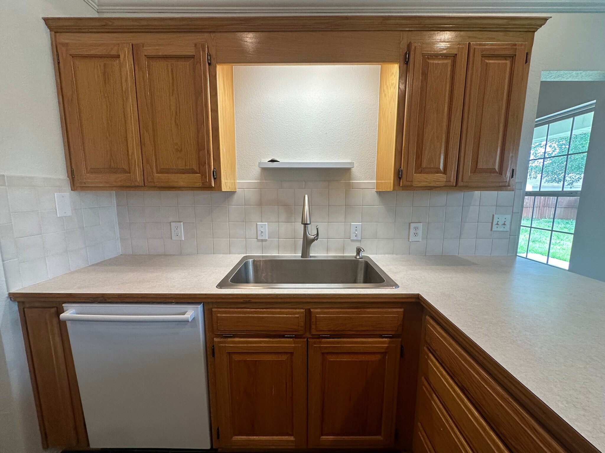 Building Photo - 312 Edgehill Ave