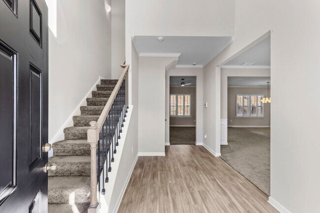 Building Photo - Immaculate, Upgraded Home with Custom Features and Spacious Outdoor Living