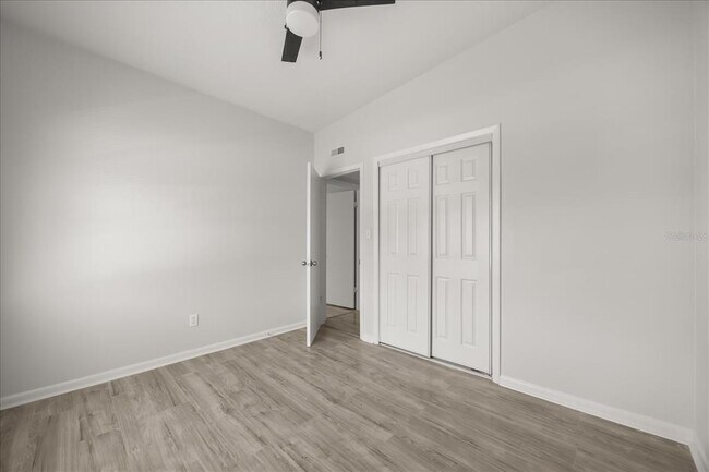 Building Photo - 1849 Viburnum Ln
