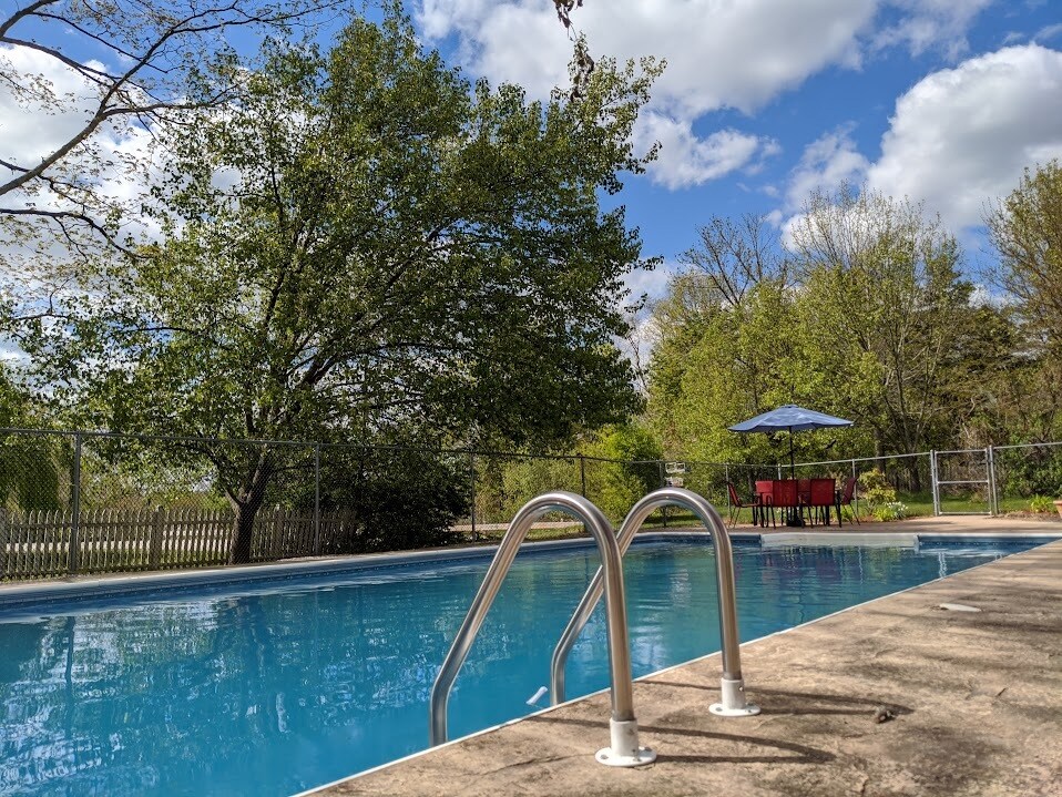 Building Photo - 189 Danielson Pike