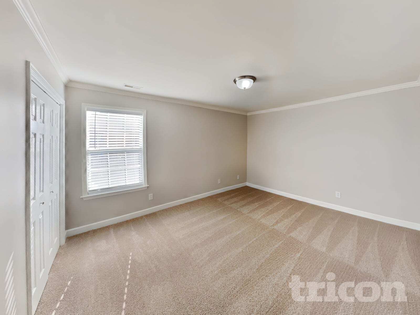 Building Photo - 3002 Helfrich Ct