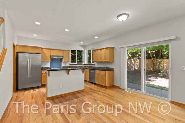 Building Photo - Beautiful Central Bothell Home. Great Floor Plan! Open Lvg Spaces, Office, Bonus Room  + XL Bedro...