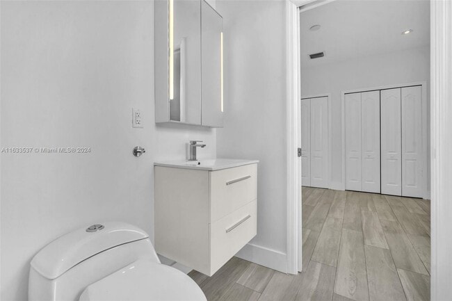 Building Photo - 11430 NW 82nd Terrace