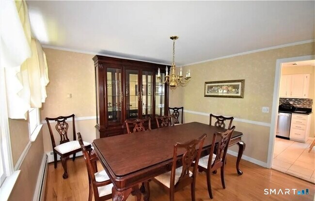 Building Photo - 25 Shelter Rock Rd