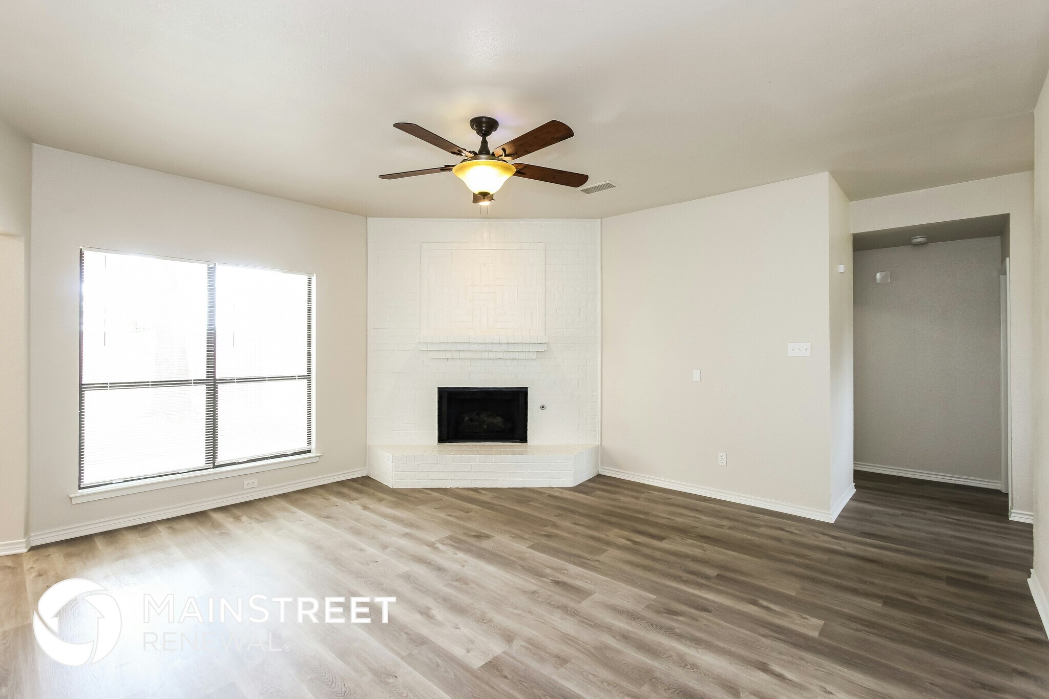 Building Photo - 9214 Chimneywood Dr