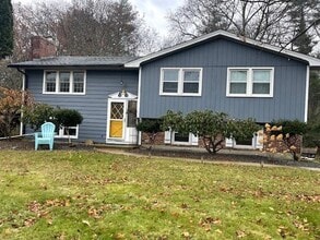 Building Photo - 35 Mill Pond Rd