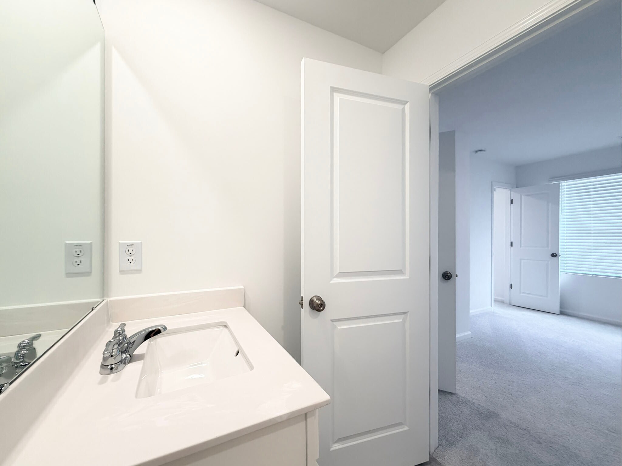 Building Photo - 3611 Elm Grove Ln
