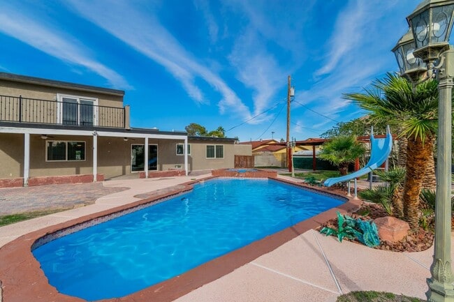 Building Photo - 6845 Coley Ave