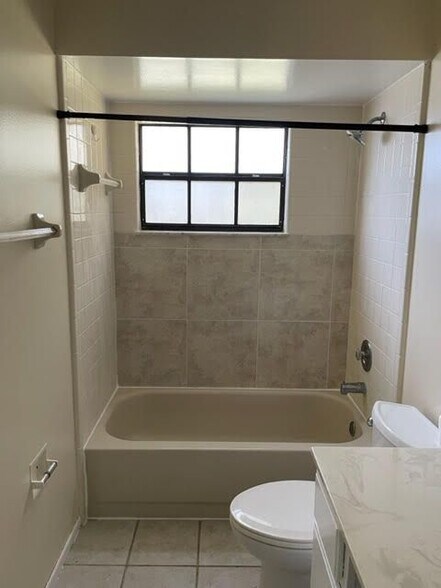 Building Photo - 14667 Eagles Crossing Dr
