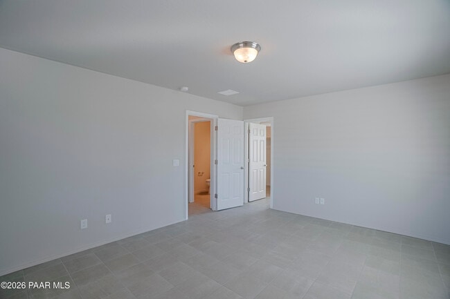 Building Photo - 6755 N Double Tree Rd