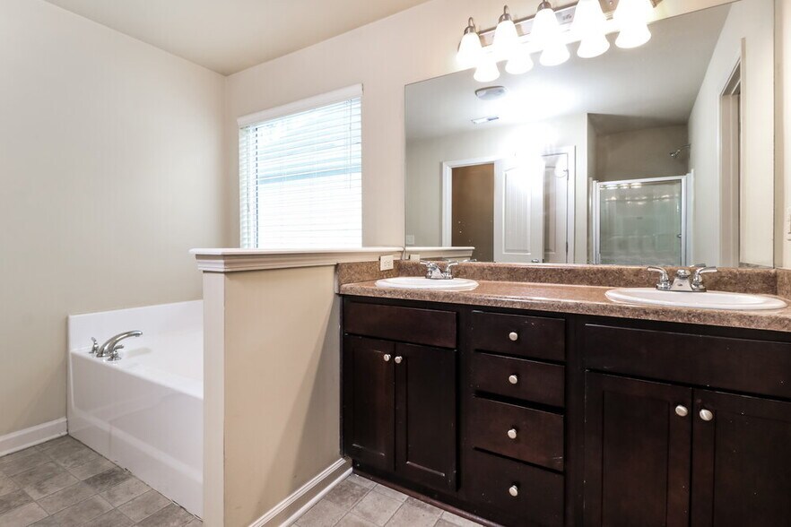 Building Photo - 1629 Swamp Cabbage Dr