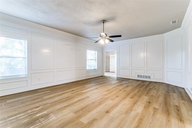 Building Photo - 2 Linderhof Cir