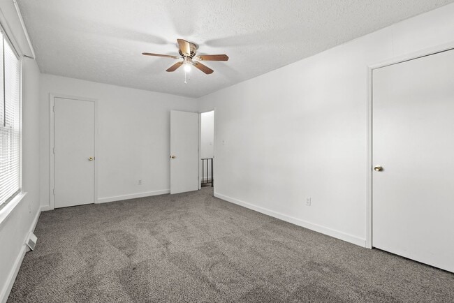 Building Photo - 8 Blocks from Garden City Beach! 2 Bed/1.5 Bath Duplex