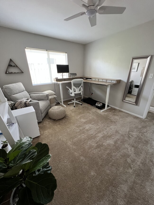 Building Photo - 6850 Clara Lee Ave