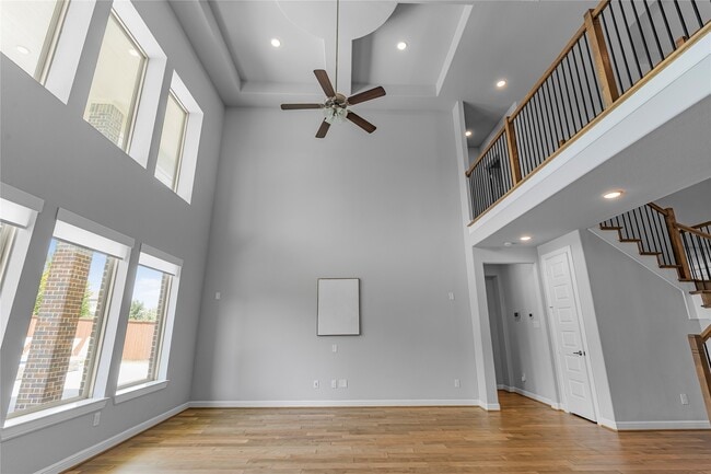 Building Photo - 11 Winter Thicket Pl