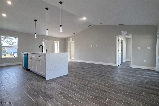 Building Photo - 2321 NW 30th Terrace