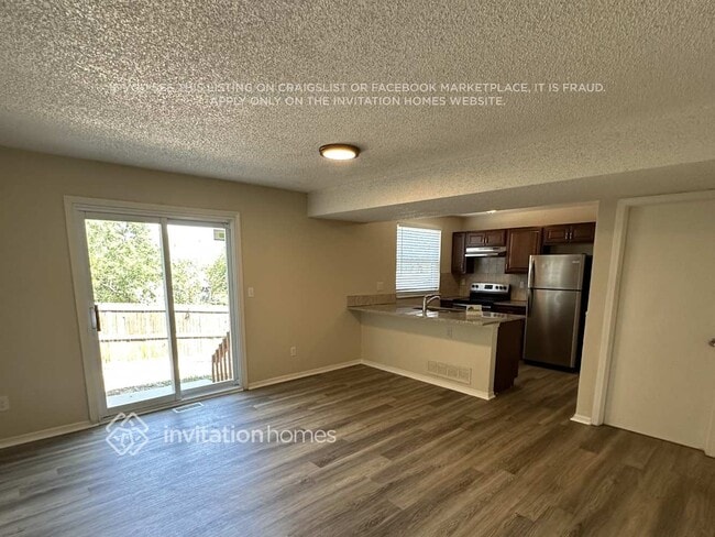 Building Photo - 4283 S Halifax Way