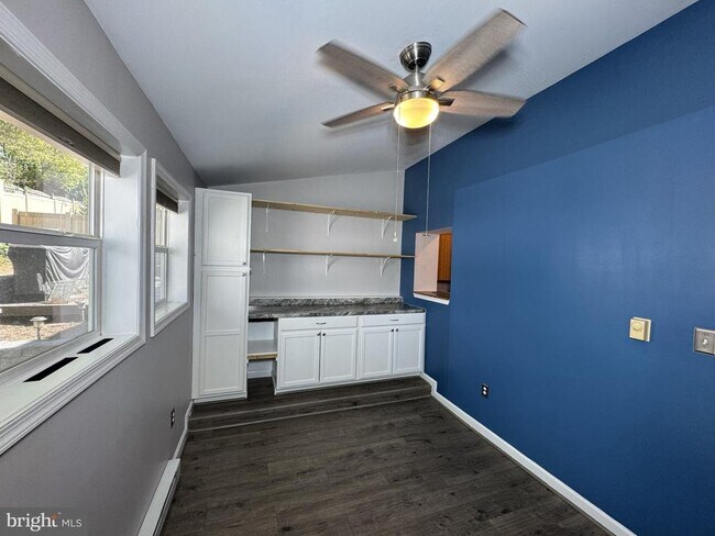 Building Photo - 832 Woodchuck Ln