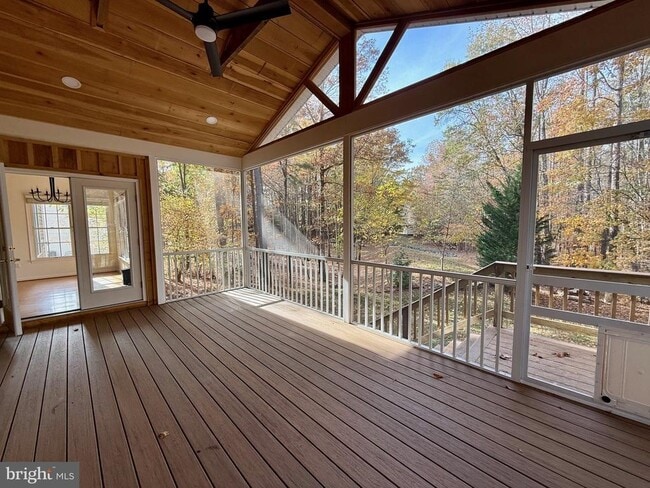 Building Photo - 23293 Misty Pond Ln