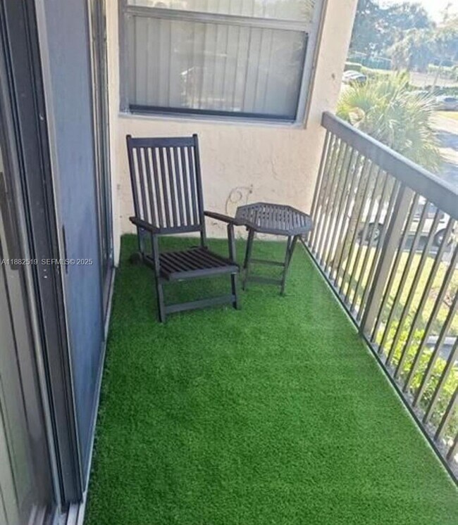 Building Photo - 5761 Riverside Dr