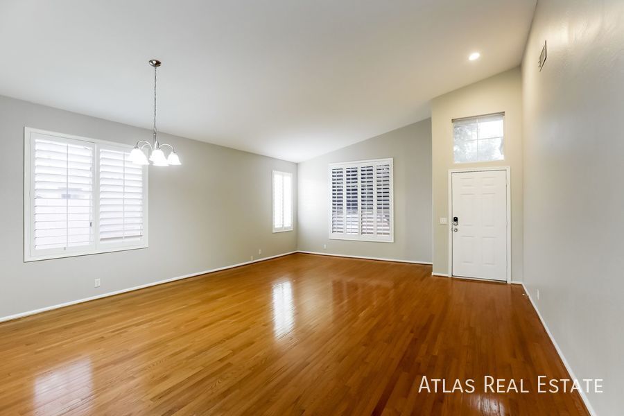 Building Photo - 931 N Beck Ct