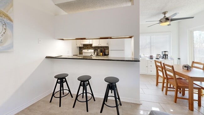 Building Photo - 12827 Independence Ave