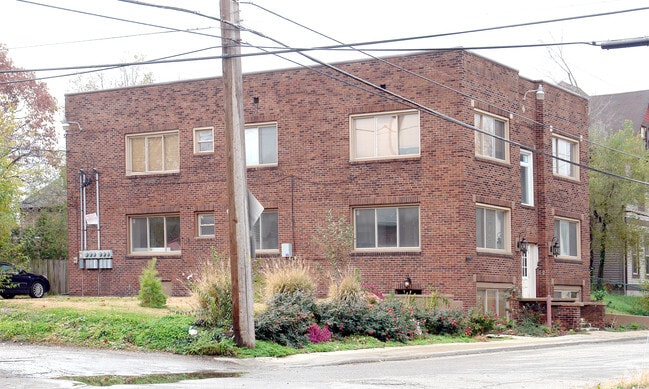 Building Photo - 517 E 17th St