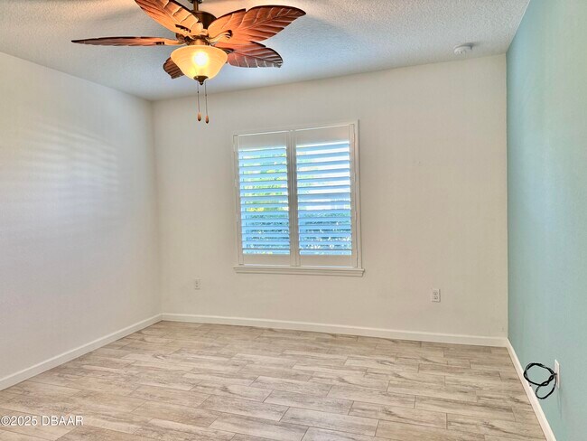 Building Photo - 126 Ormwood Dr