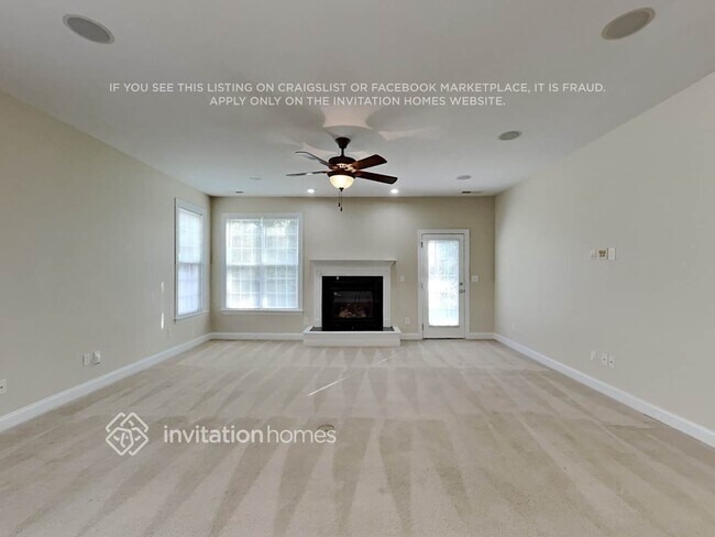 Building Photo - 8627 Ridgeline Ln