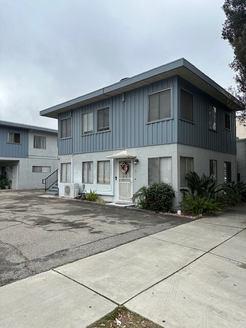 Primary Photo - 1318 W Olive Ave