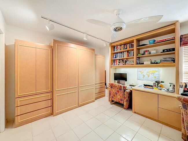 Building Photo - 11853 Fountainside Cir