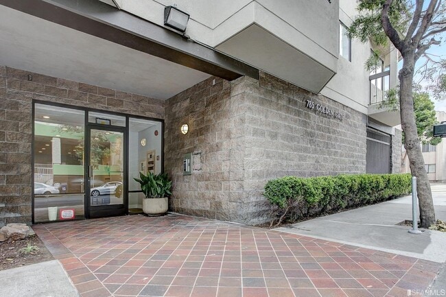 Building Photo - 785 Golden Gate Ave