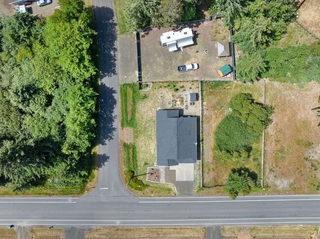 Building Photo - 899 Point Brown Ave SW
