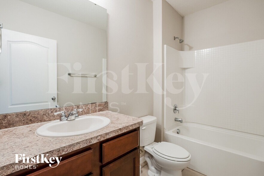 Building Photo - 6091 Grey Heron Dr