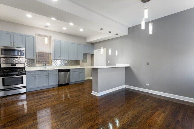 Building Photo - 6540 S Maryland Ave