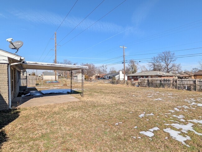 Building Photo - 3209 S 88th E Ave