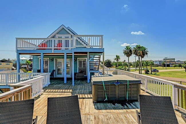 Building Photo - 1134 Tiki Dr