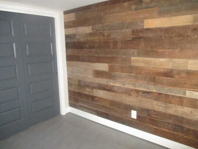 Building Photo - Townhome for rent in Upper Fells Point (Butcher's Hill)