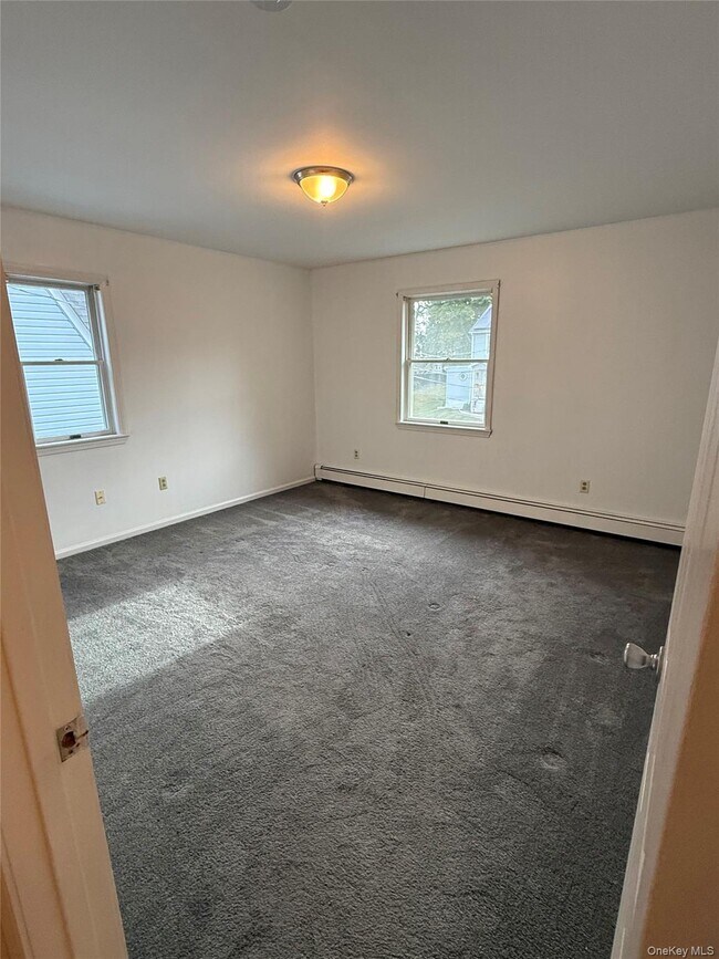 Building Photo - 39 Royce Ave