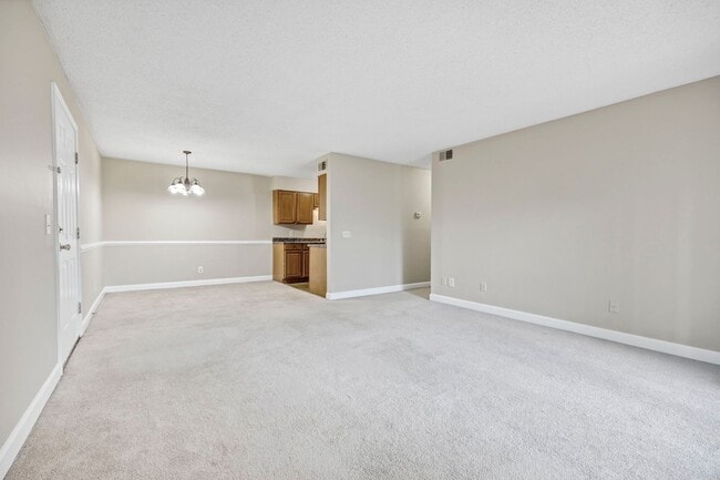 Building Photo - bg1115