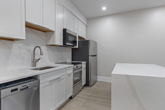 Building Photo - 279 Shawmut Ave