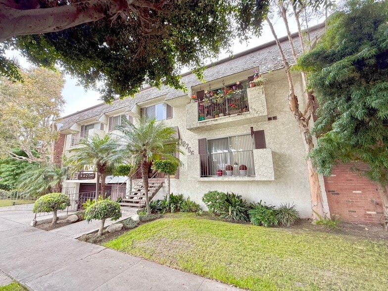 Building Photo - 12745 Venice Blvd