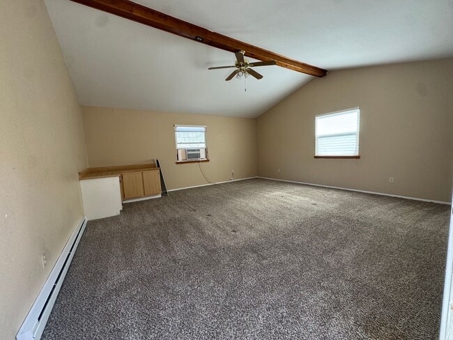 Building Photo - One of a kind NE Heights Home