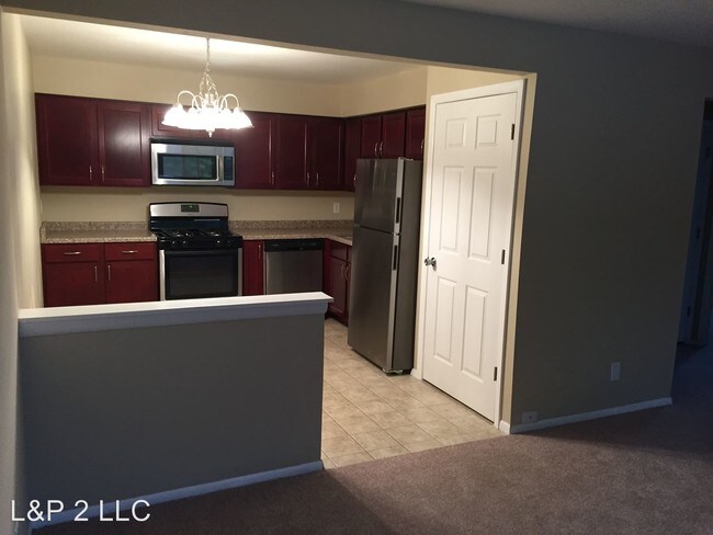 Building Photo - 1223 Woodridge Dr