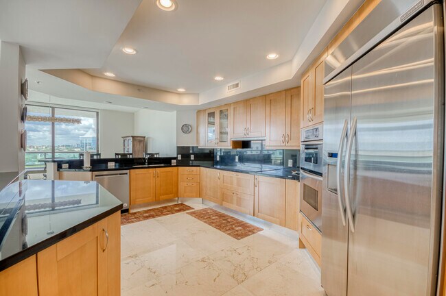Building Photo - 3630 Gardens Pkwy