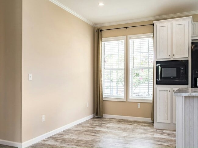 Building Photo - 7431 43rd Way N