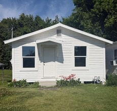 Building Photo - FOR RENT in LAFAYETTE!